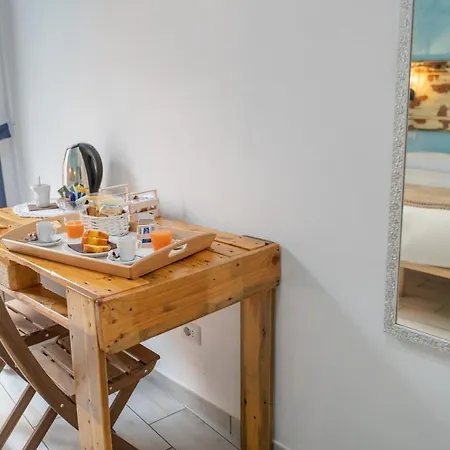 Bed & Breakfast Dolcevita Naples