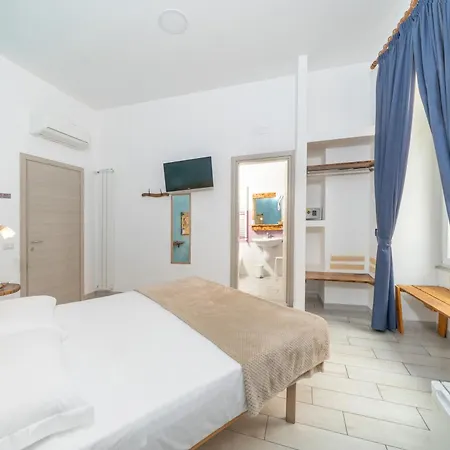 Dolcevita 4* Neapol